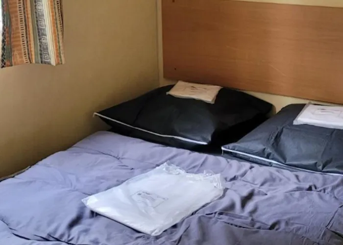 Campsite Mobil-home Confortable 4 Pers, Separees, Salon De Jardin Et Barbecue - Api-1-52-1348 *