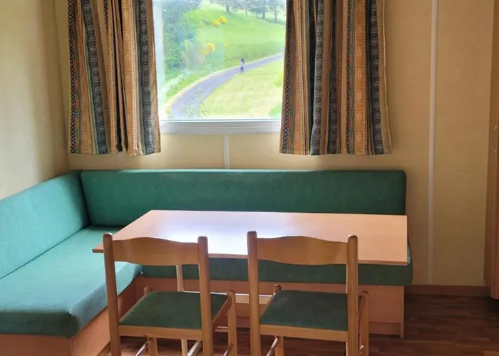 Mobil-home Confortable 4 Pers, Separees, Salon De Jardin Et Barbecue - Api-1-52-1348